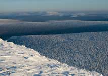 Вид на Белый Камень с вершины Шудьи-Пендыш